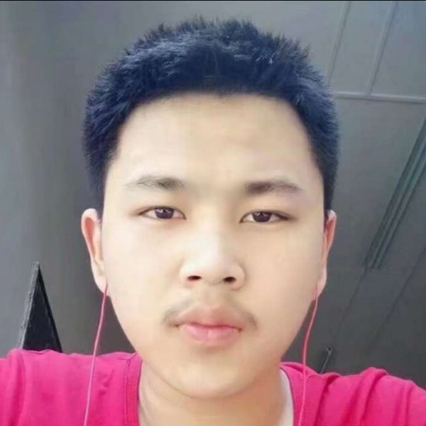 青栀爱恋缓慢的照片