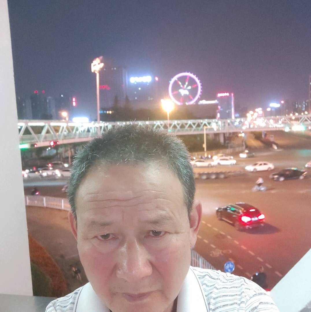 醉熏方青琯的照片