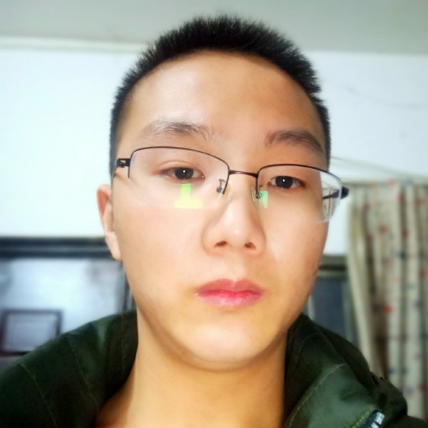 游戏人身的照片