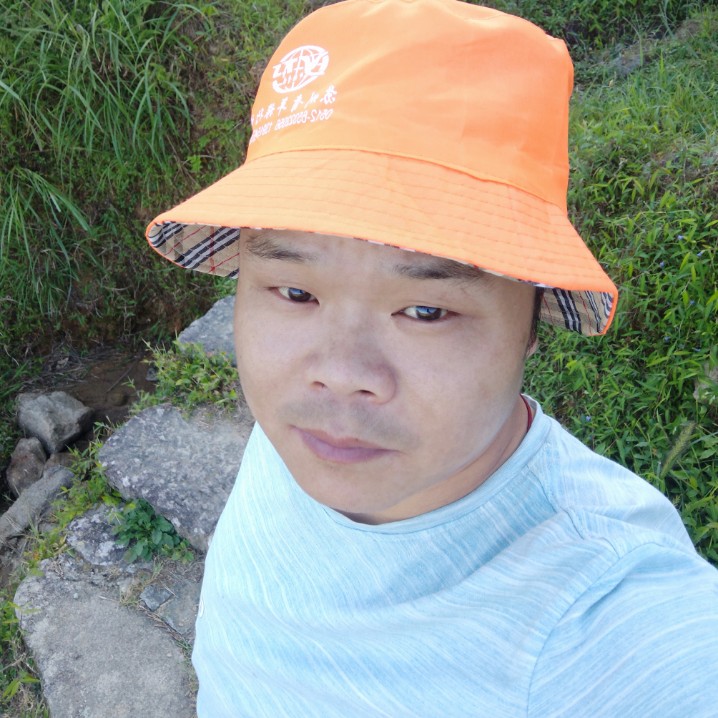 爱你只若初逢时的照片