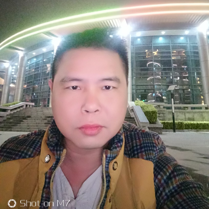 为爱一生护着你的照片