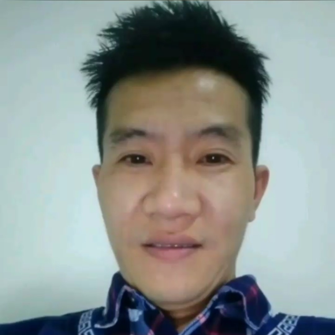 邬美成的照片