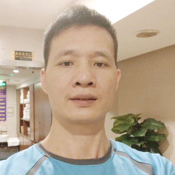 清曲的潇洒的照片