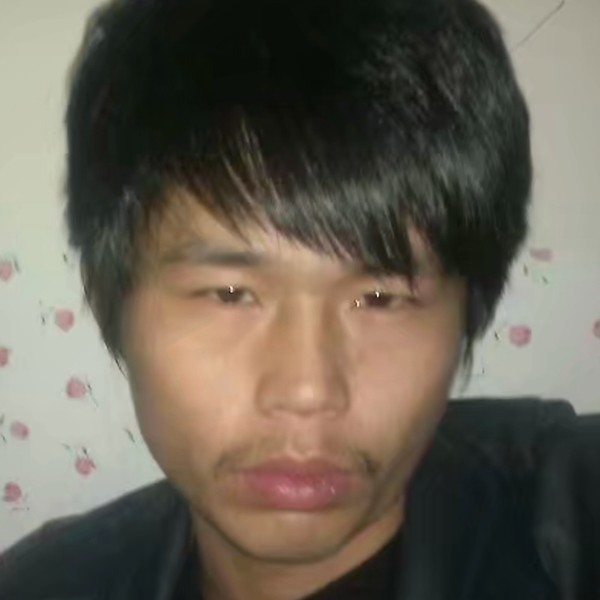 戒指方完美的照片