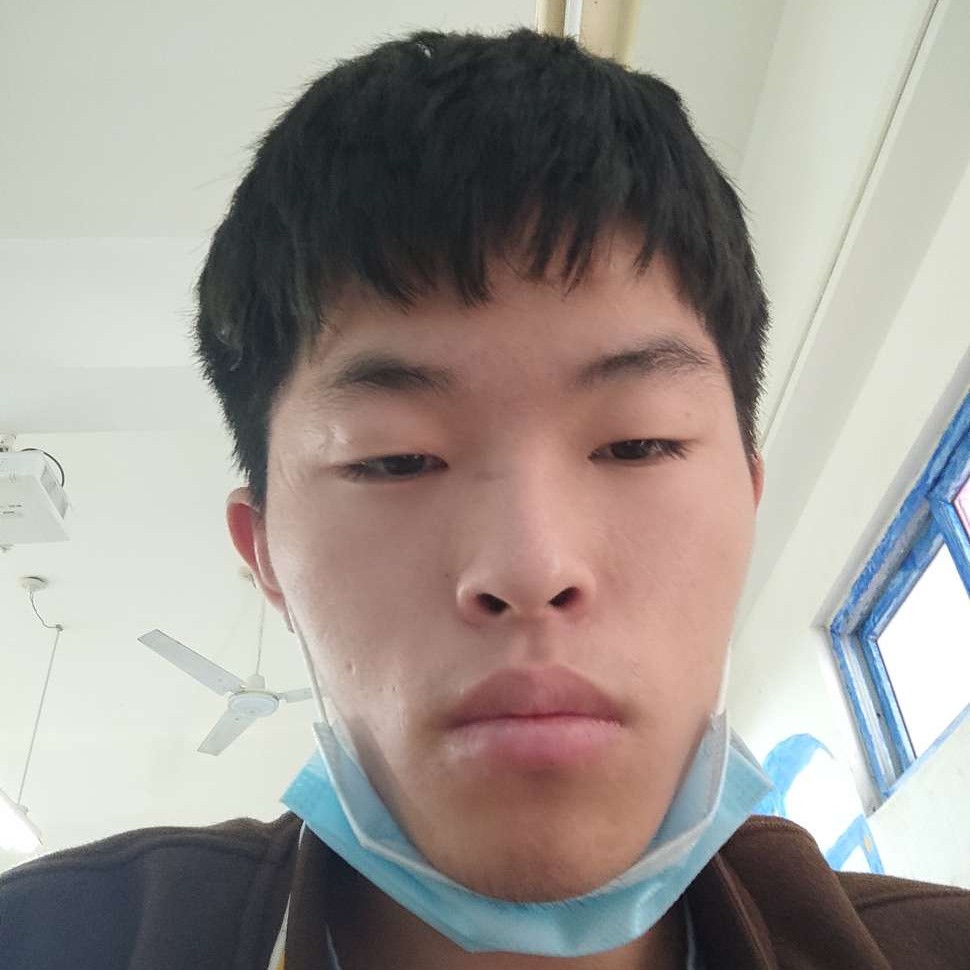 细心挽手芹菜的照片