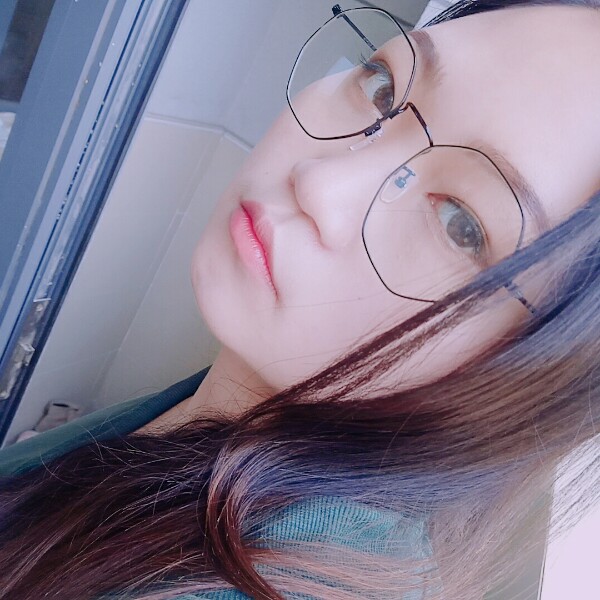 应如是的照片