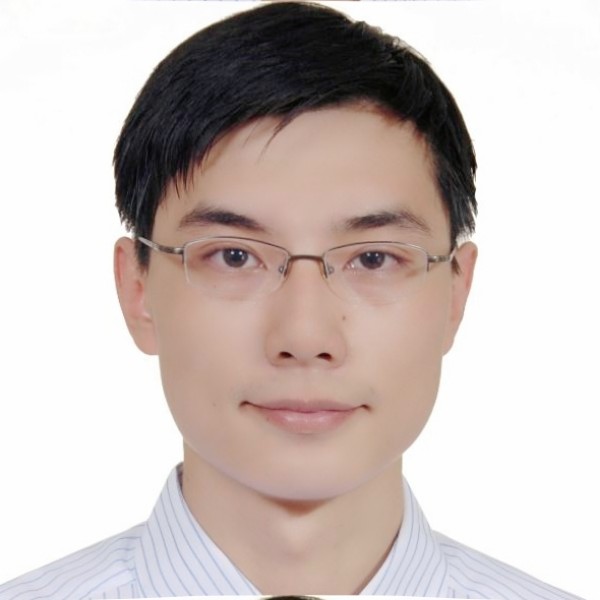 阿奎初的照片