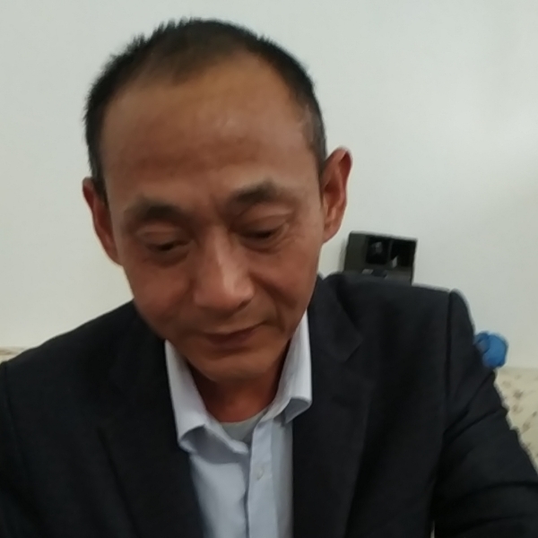 蛋挞凝眸灼热的照片
