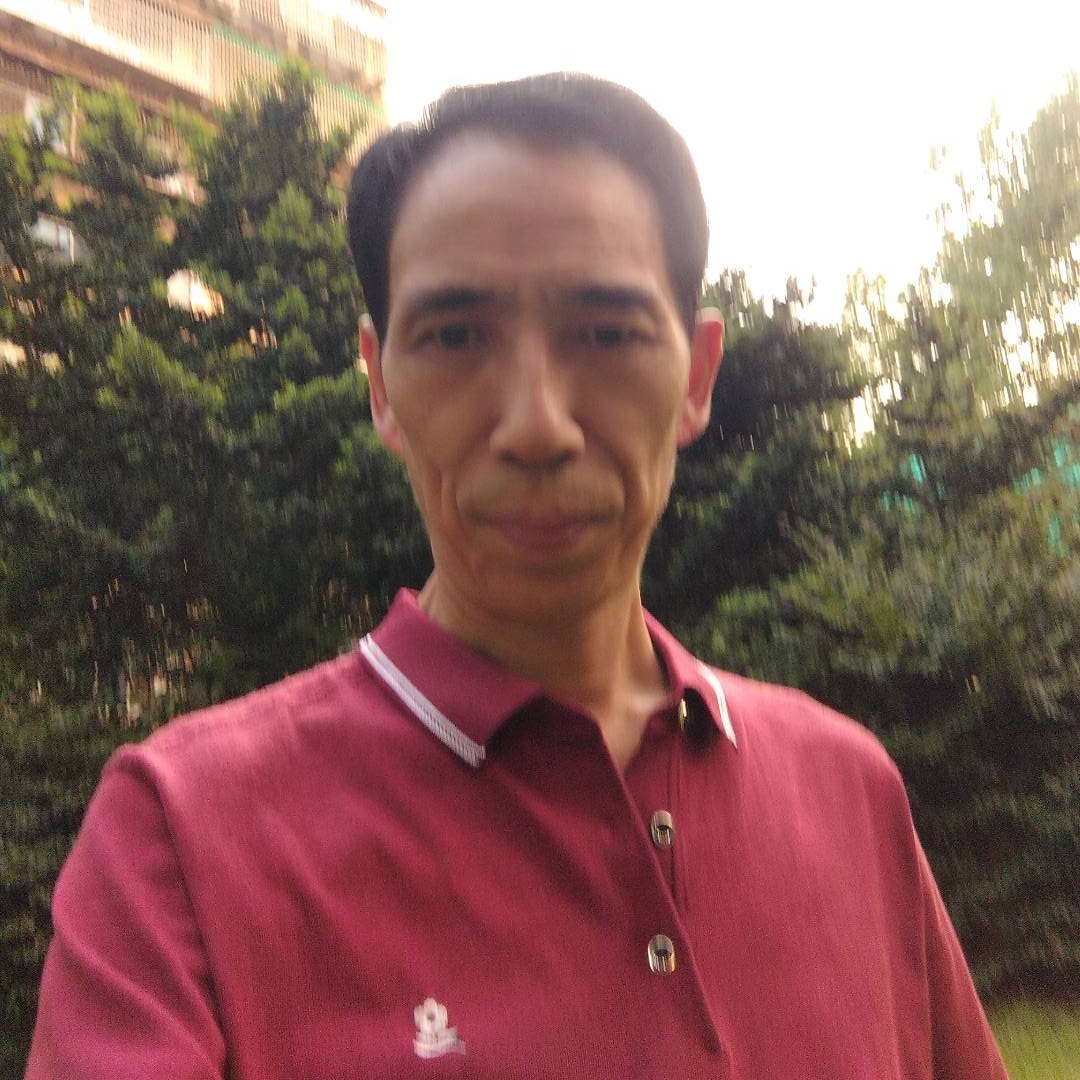 魁梧迎缱绻的照片