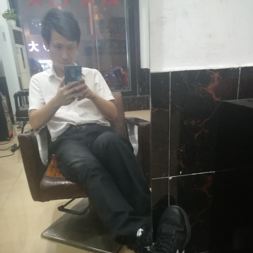 沉默的懒人的照片