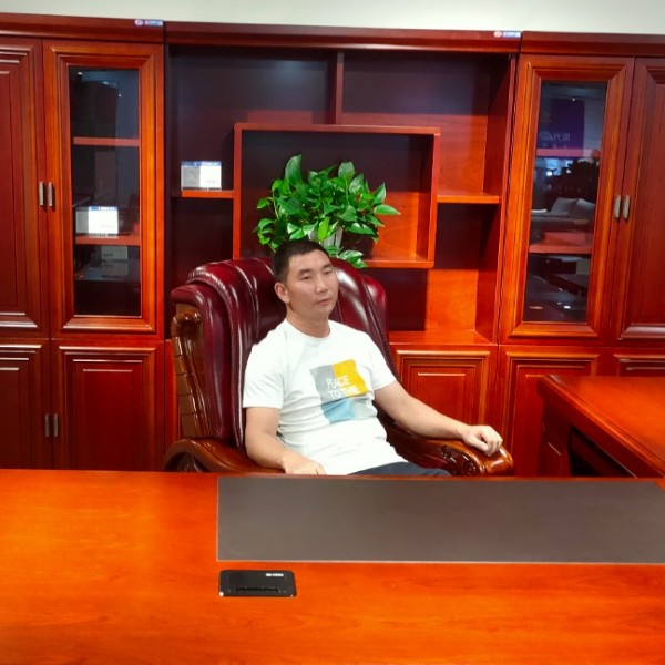 树洞先生们的照片