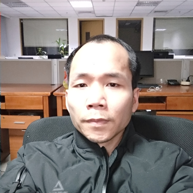 点着灯笼寻找爱情的照片