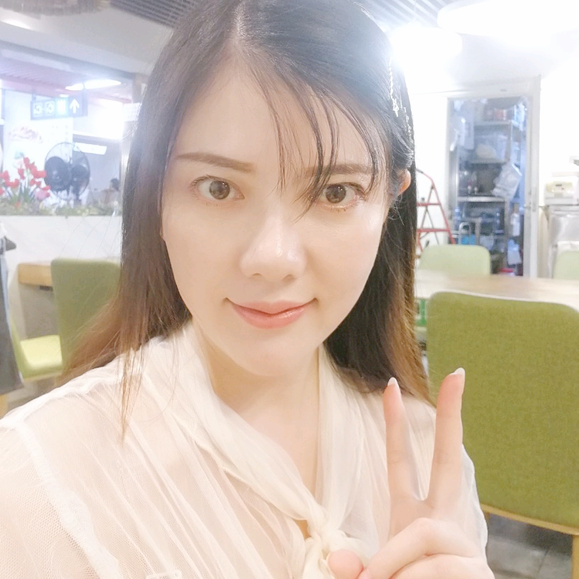 风中小蘑菇的照片