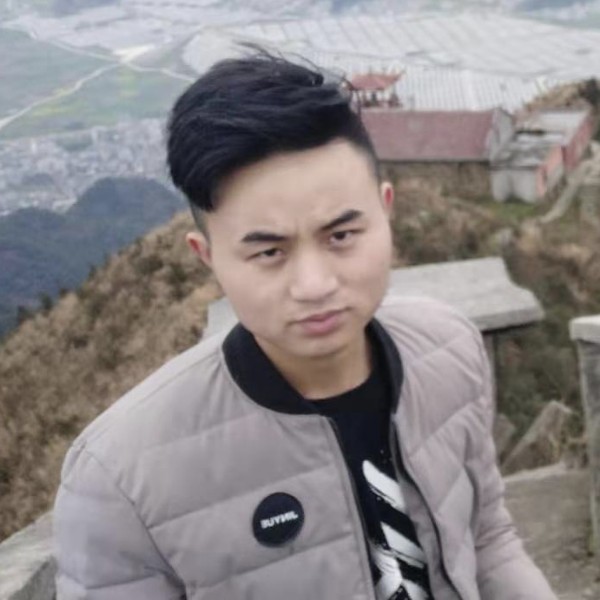 秋天小可爱的照片