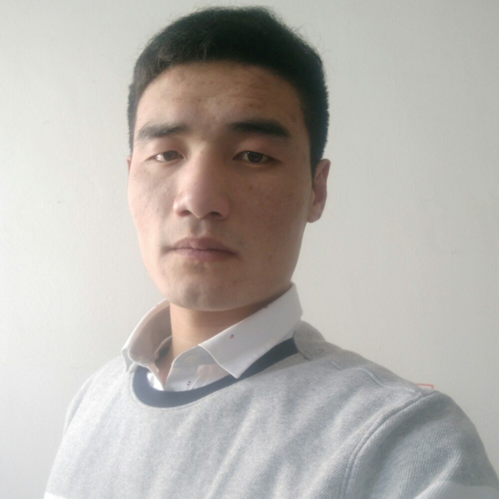指尖鎏年的照片