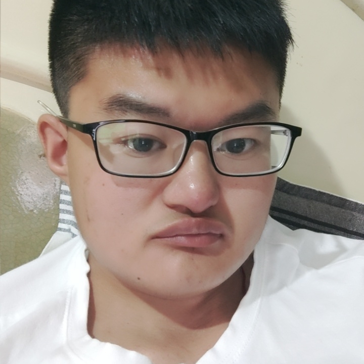 余溫浅吻独寂的照片