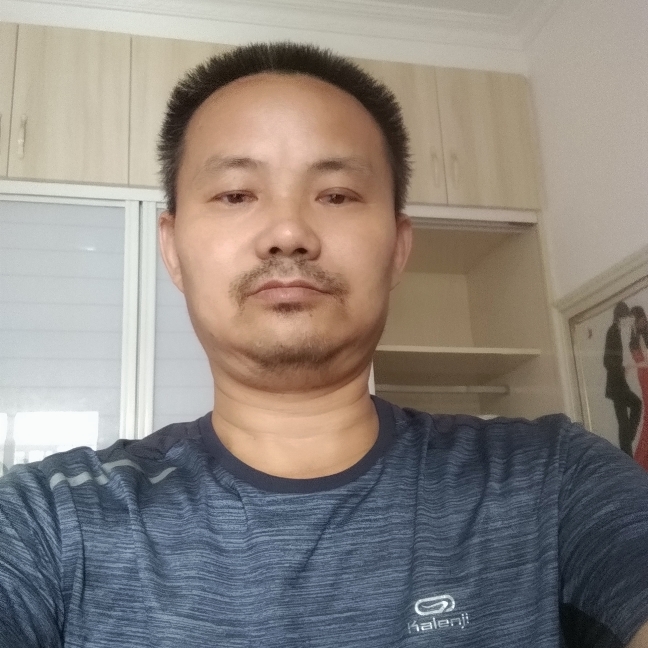 ZYX日出东方的照片
