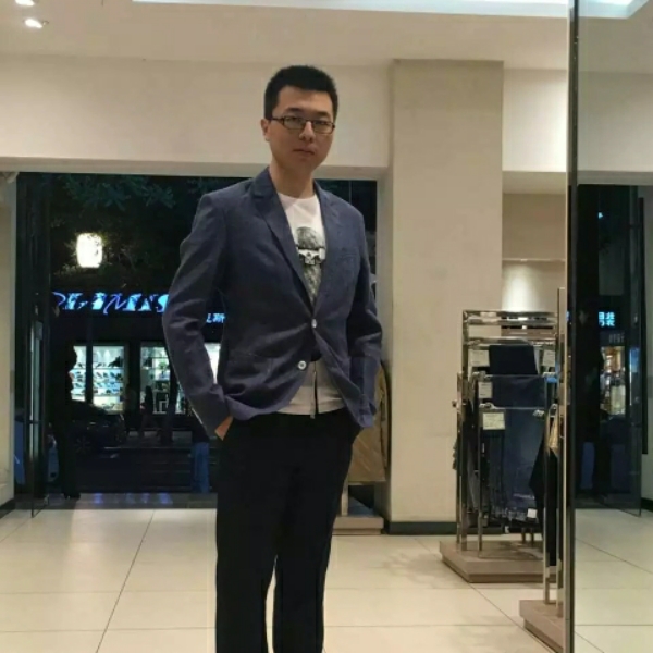 大叔爱撸猫的照片