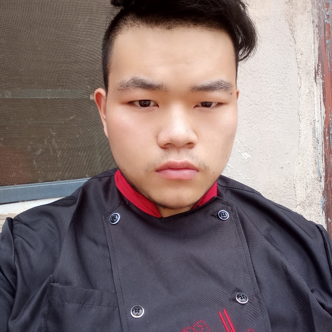 大米踢平常的照片