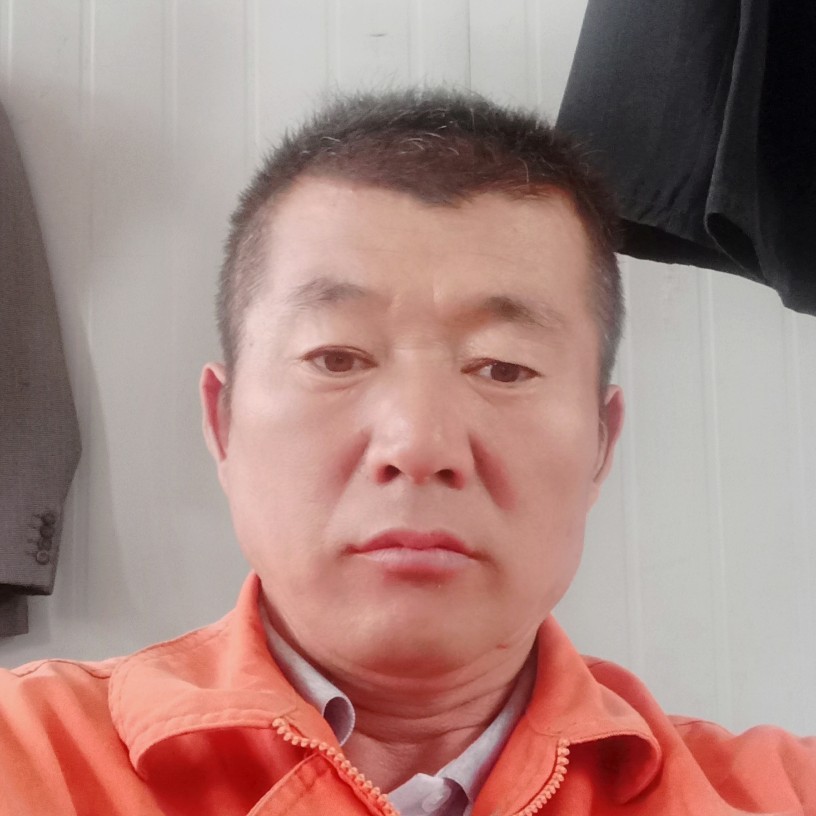 年轻书包的照片