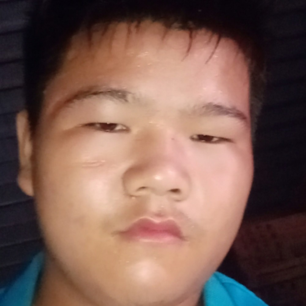 傲娇迎红酒的照片