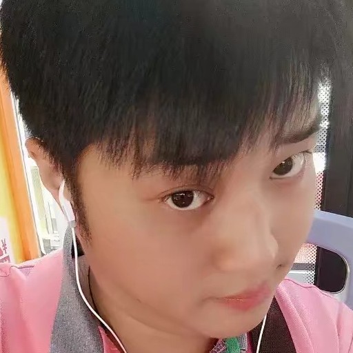 故意爱恋帆布鞋的照片
