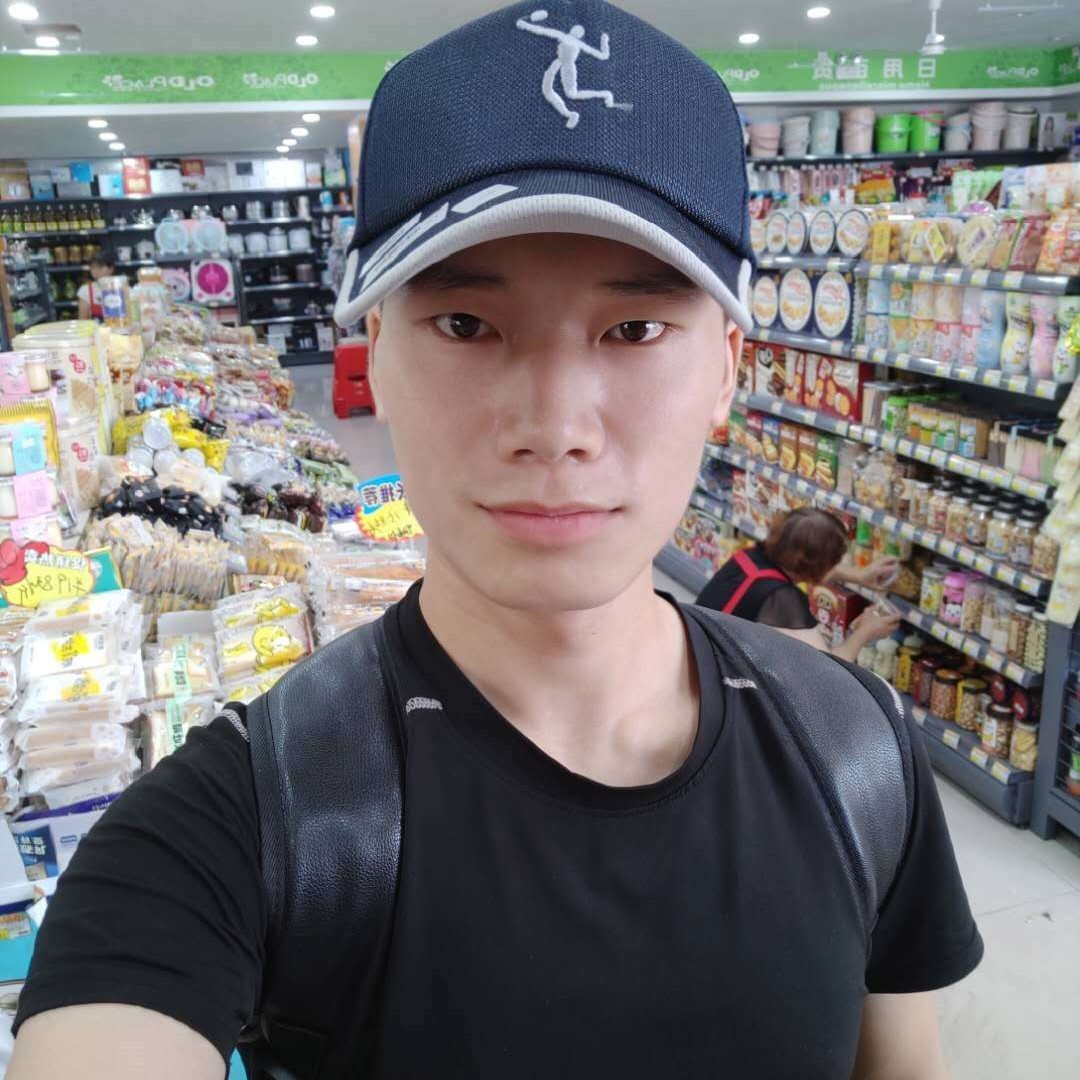 孝顺苦恋路灯的照片