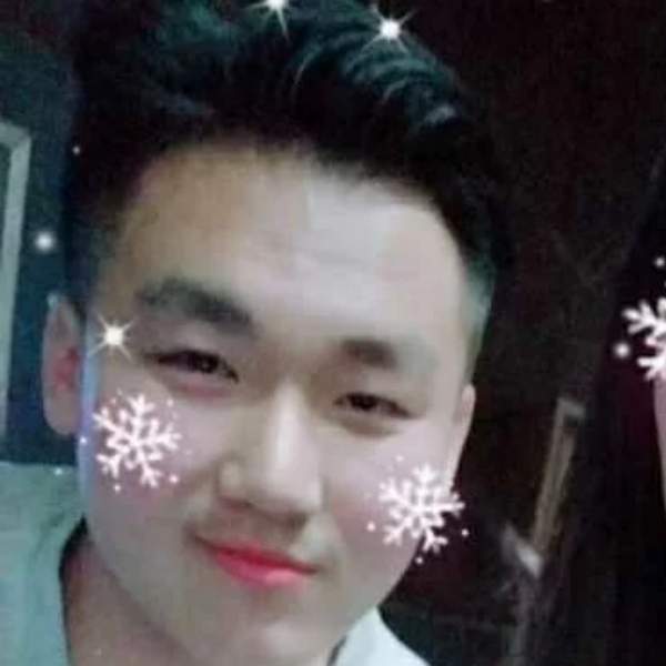 丝袜蹁跹唠叨的照片