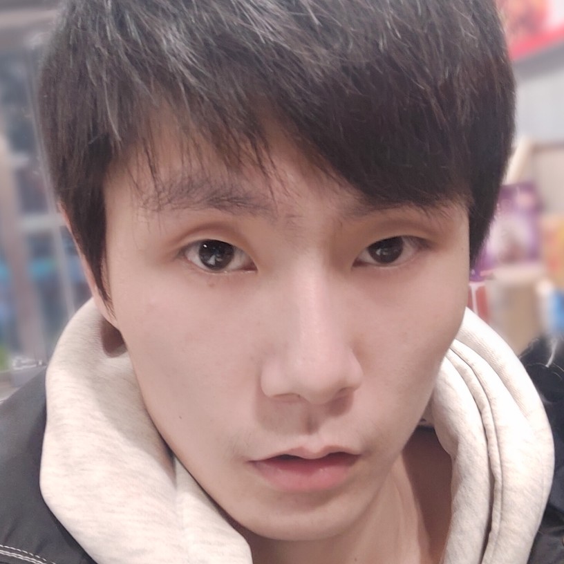 余溫谨慎的照片