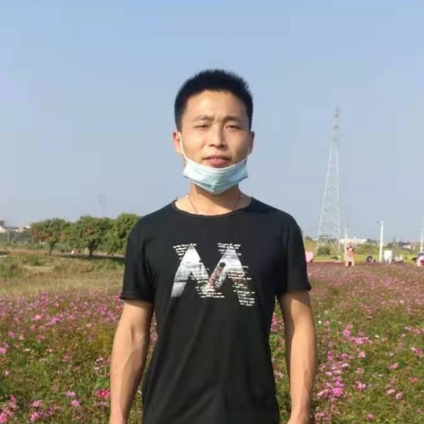 中心忐忑的照片