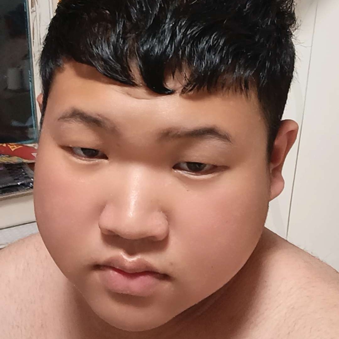 蚩离的照片