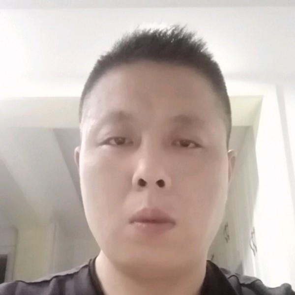 鲜花向高高的照片