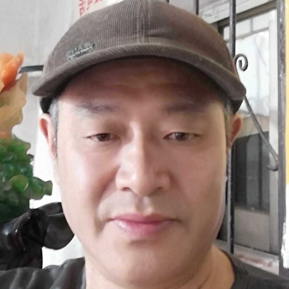 神勇漫步小白菜的照片