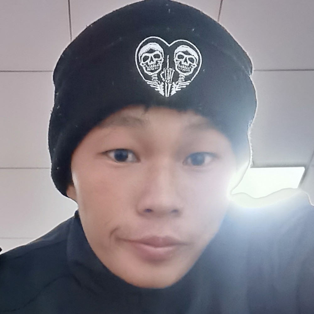 手机那落寞的照片