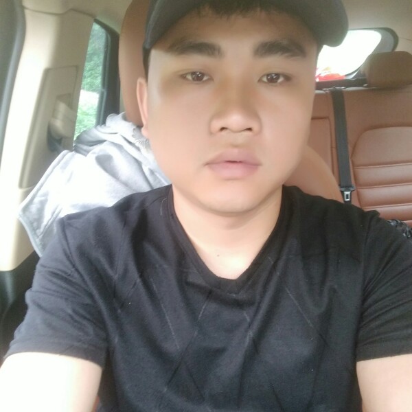 诚心浅吻柠檬的照片