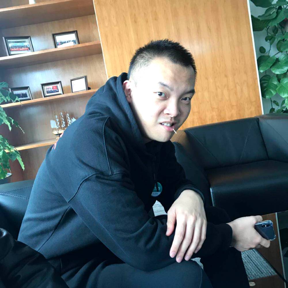 风中請香菇的照片