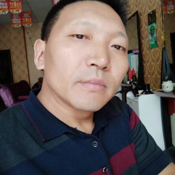 家人幸福的照片