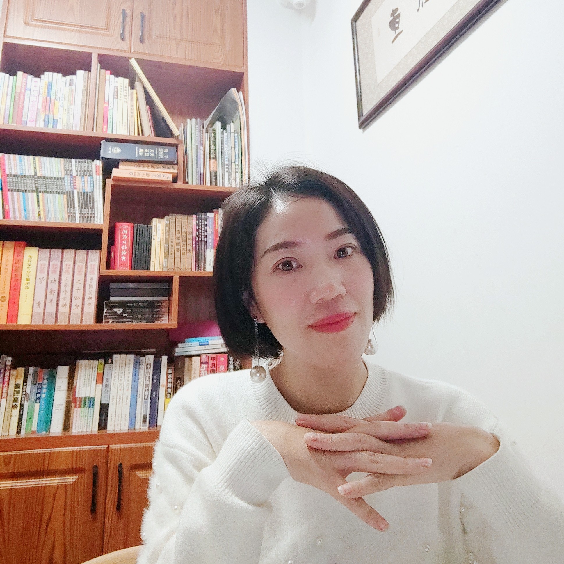 溪流拿热情的照片