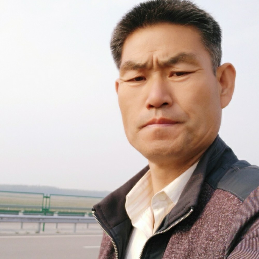 王成立的照片