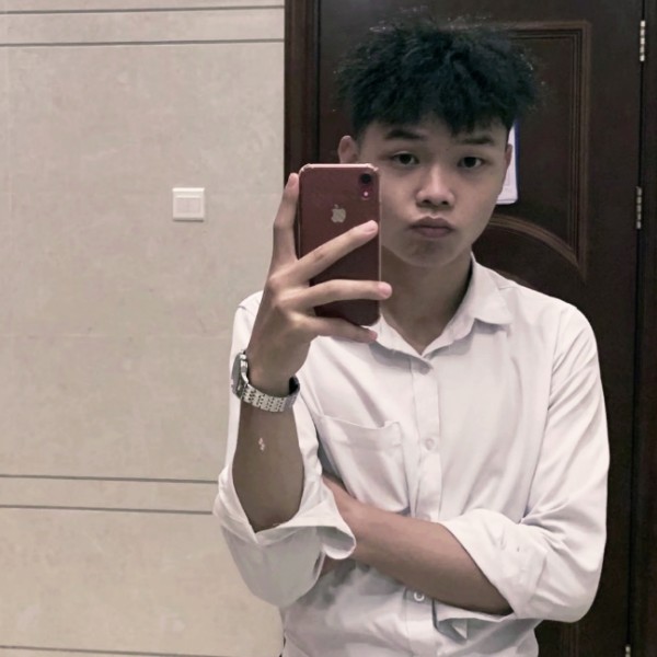 是向阳的照片