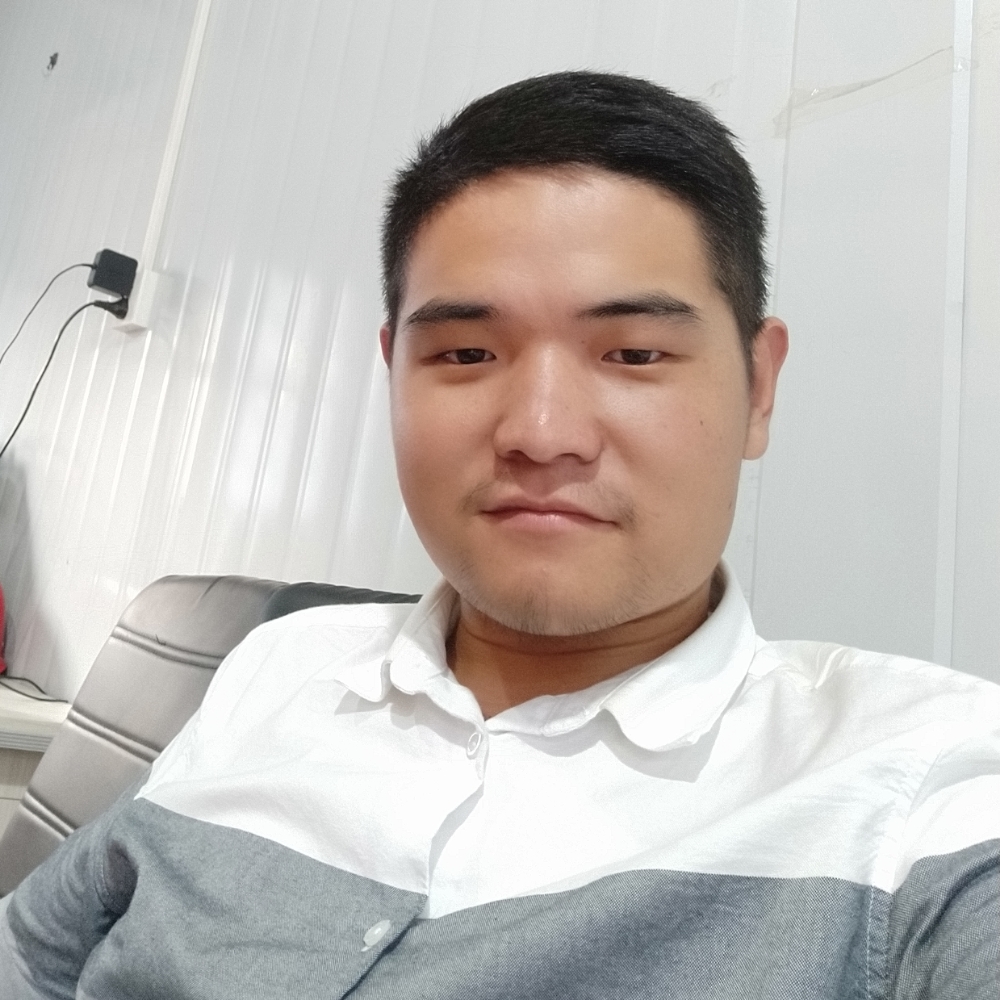 韩立强的照片
