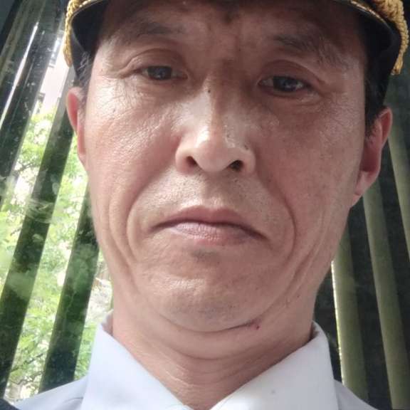 张绍洪的照片