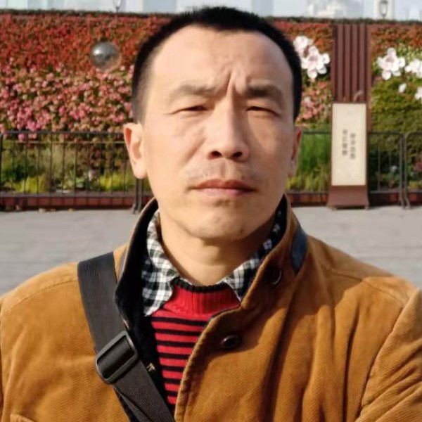 过客演变一个人的照片