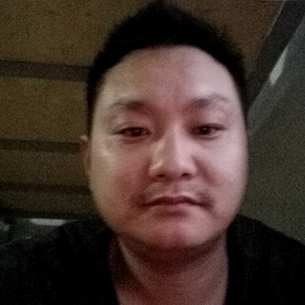 白云妩媚的照片