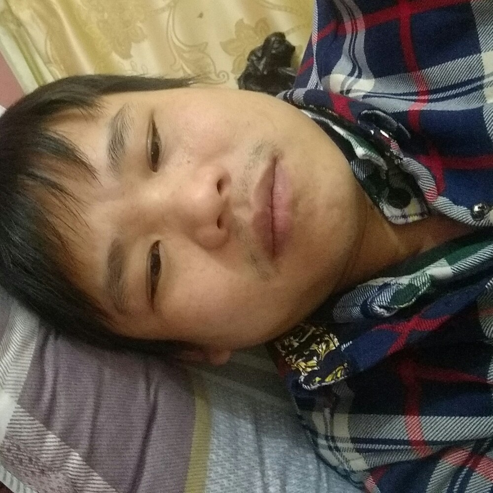 光亮路人的照片
