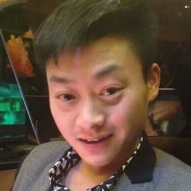 缥缈知性的照片