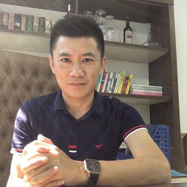 香烟彪壮的照片