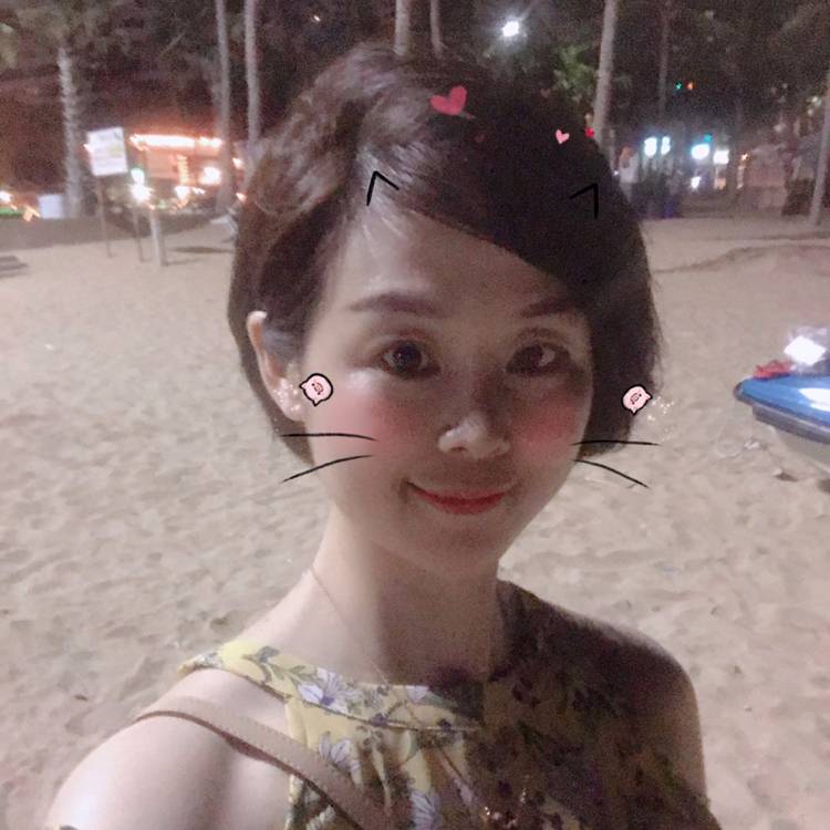 流影挽手坚强的照片