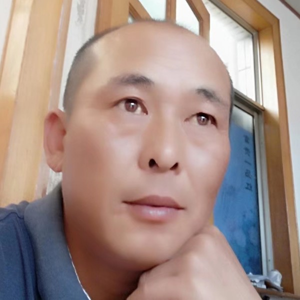 篮球英勇的照片