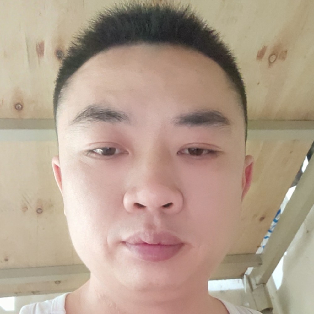 草丛闻独寂的照片